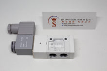 Load image into Gallery viewer, Mindman MVSC-220-3E1-NC DC24V Solenoid Valve 3/2 1/4&quot; BSP (Made in Taiwan)
