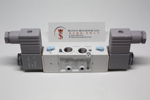 Load image into Gallery viewer, Mindman MVSC-220-4E2 DC24V Solenoid Valve 5/2 1/4" BSP (Made in Taiwan)