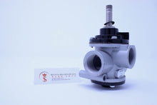 Load image into Gallery viewer, Univer AG-3051 (U2) Poppet Valve for Vacuum