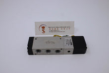 Load image into Gallery viewer, Parker Taiyo SR552-RN2 AC110V Solenoid Valve